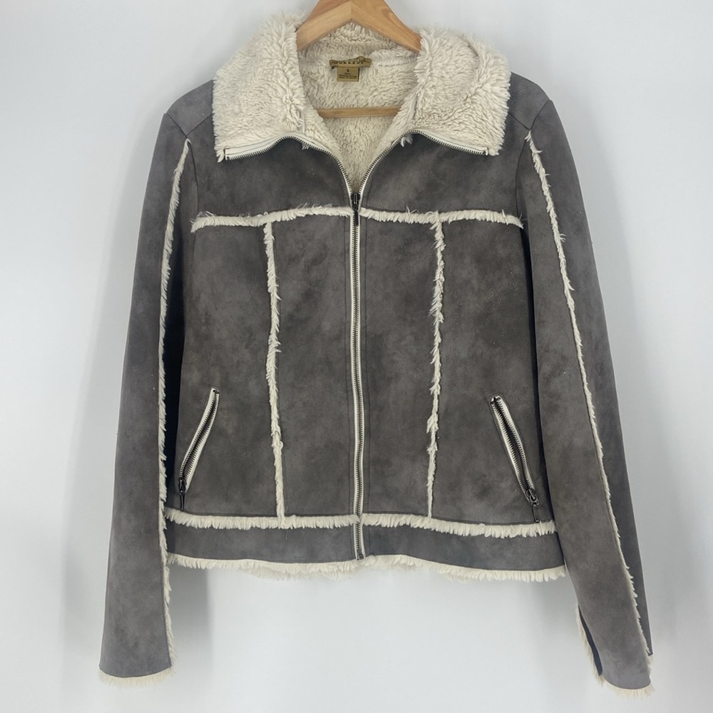Peck & Peck grey & cream soft shearling vibe zip front boxy jacket